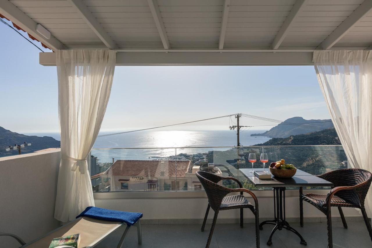 Annaview Apartments & Suites Плакиас Екстериор снимка